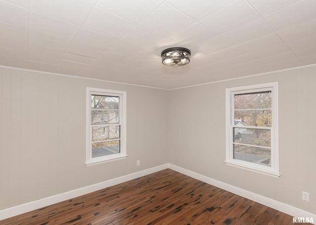 213 N WILLIAMS Street, Geneseo, IL 61254