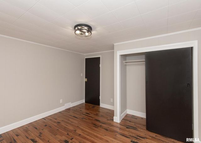 213 N WILLIAMS Street, Geneseo, IL 61254