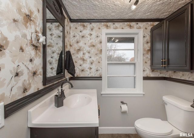 213 N WILLIAMS Street, Geneseo, IL 61254