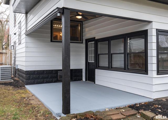 213 N WILLIAMS Street, Geneseo, IL 61254