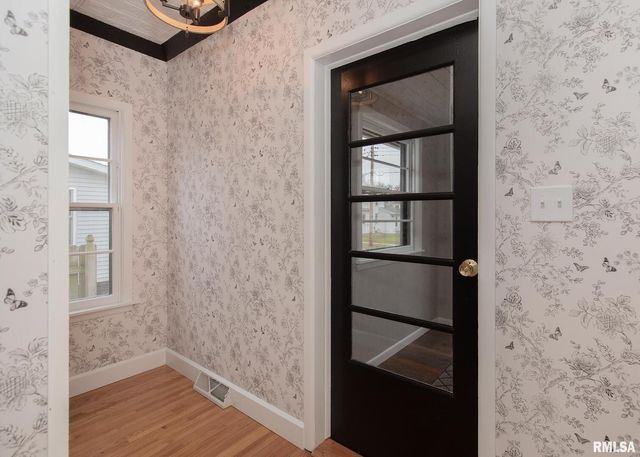 213 N WILLIAMS Street, Geneseo, IL 61254