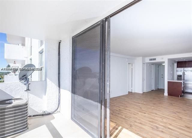 13499 Biscayne Blvd 912, North Miami, FL 33181