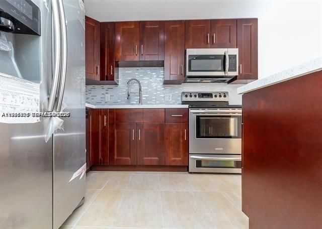 13499 Biscayne Blvd 912, North Miami, FL 33181