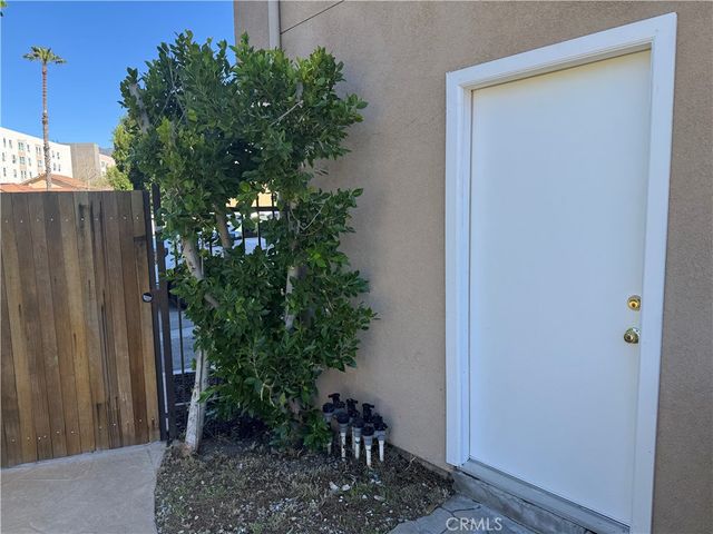 12265 N Lima, Sylmar, CA 91342