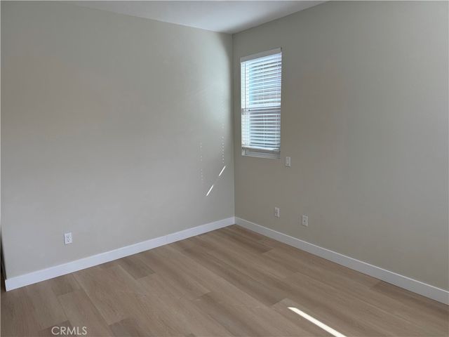 12265 N Lima, Sylmar, CA 91342