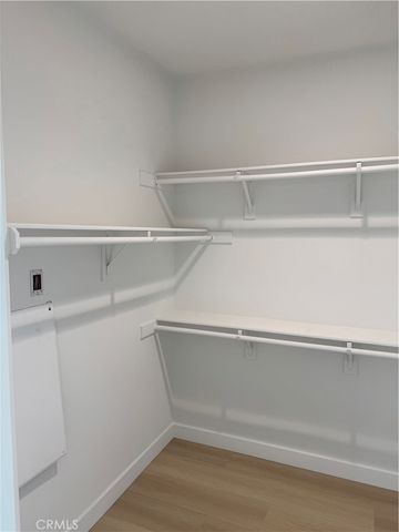 12265 N Lima, Sylmar, CA 91342