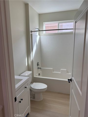 12265 N Lima, Sylmar, CA 91342