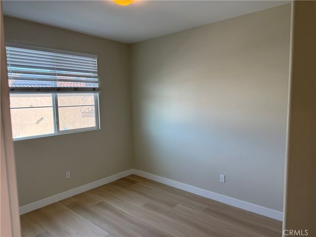 12265 N Lima, Sylmar, CA 91342