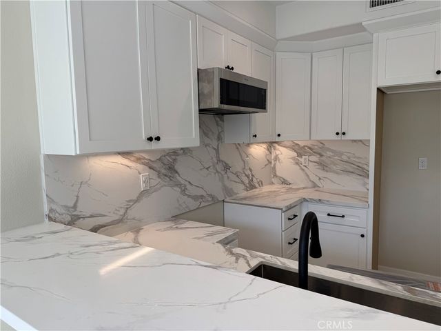 12265 N Lima, Sylmar, CA 91342