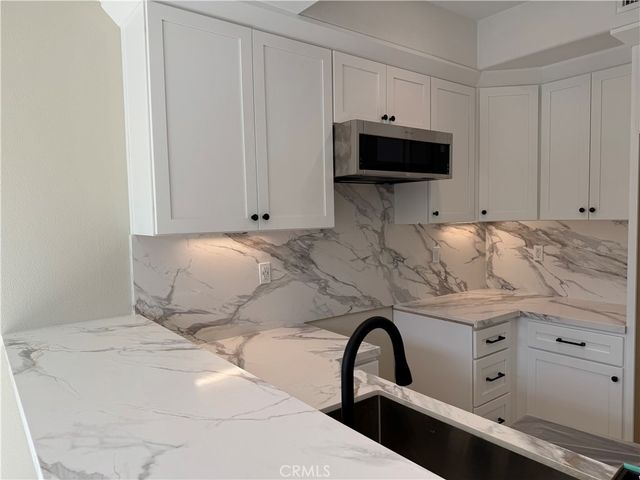 12265 N Lima, Sylmar, CA 91342