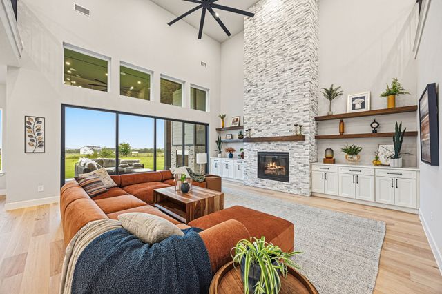705 Cambridge Court, Nevada, TX 75173