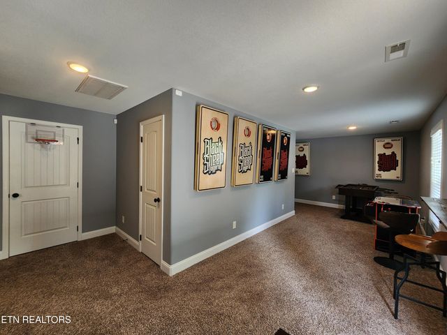 7928 Poplar Grove Lane, Powell, TN 37849