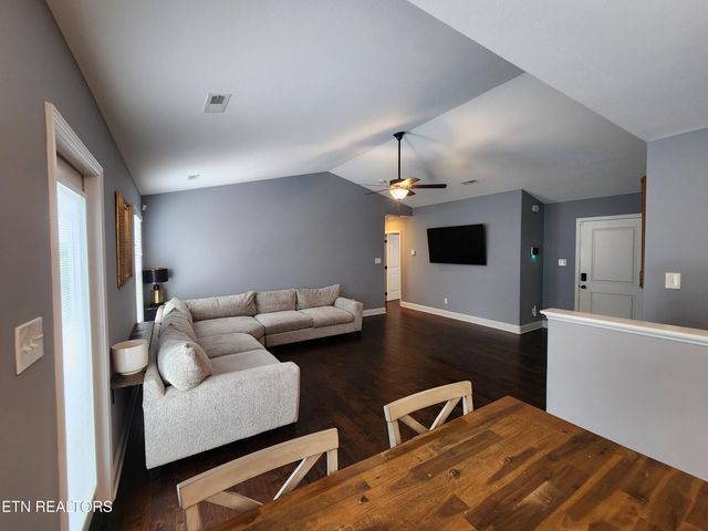 7928 Poplar Grove Lane, Powell, TN 37849