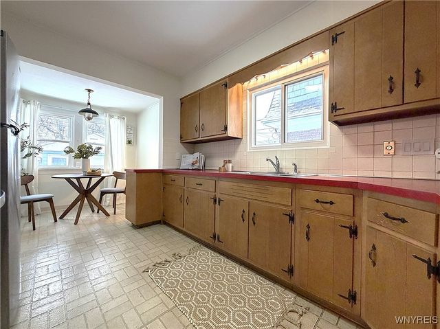 50 Delwood Road, Tonawanda, NY 14217