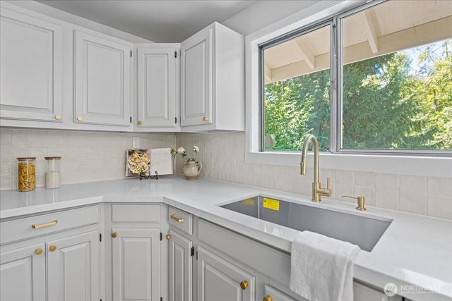 16032 22nd Avenue W, Lynnwood, WA 98087