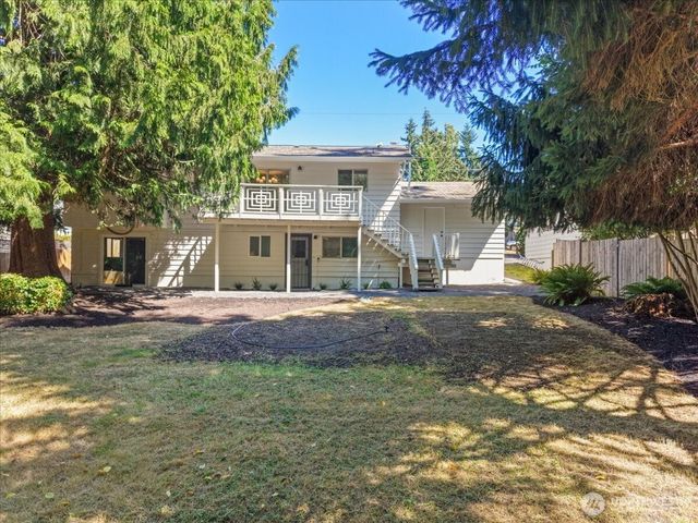 16032 22nd Avenue W, Lynnwood, WA 98087