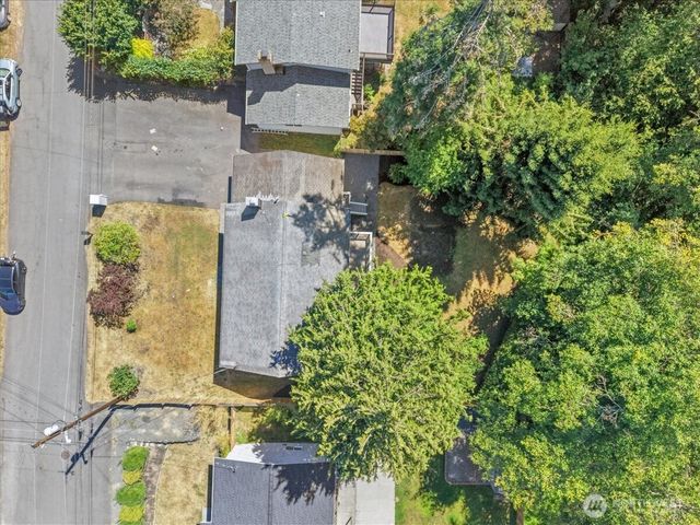 16032 22nd Avenue W, Lynnwood, WA 98087