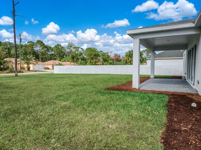 9007 Placid Lakes Blvd, Lake Placid, FL 33852