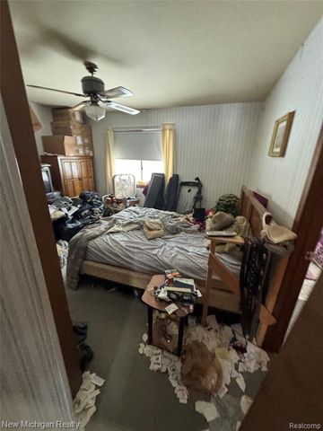 5705 Lake Grove Drive, White Lake, MI 48383