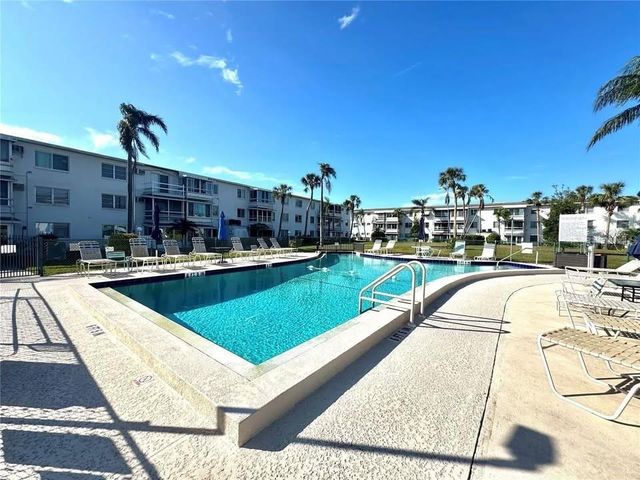 2047 CANAL DRIVE L6, Bradenton, FL 34207