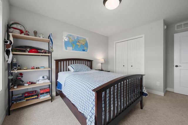 17580 Jett Circle SE, Prior Lake, MN 55372