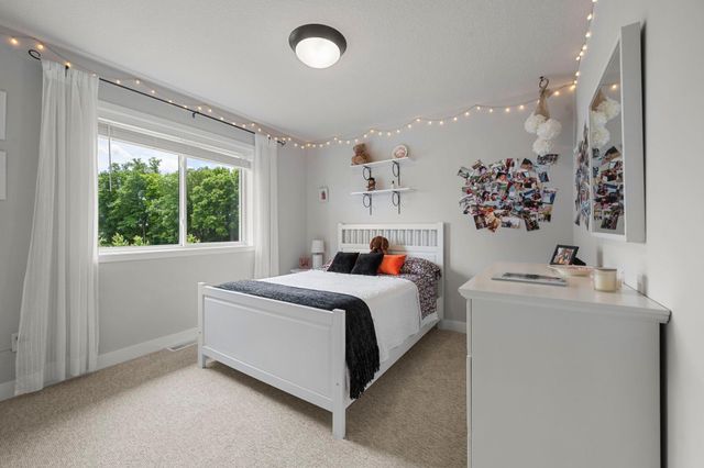 17580 Jett Circle SE, Prior Lake, MN 55372