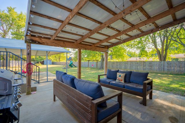 1423 Sparta Pike, Lebanon, TN 37090