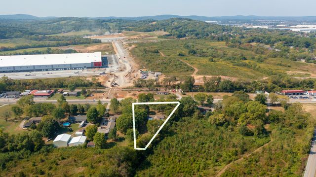 1423 Sparta Pike, Lebanon, TN 37090