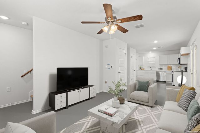 631 E Carolina St Bldg 3, San Antonio, TX 78210