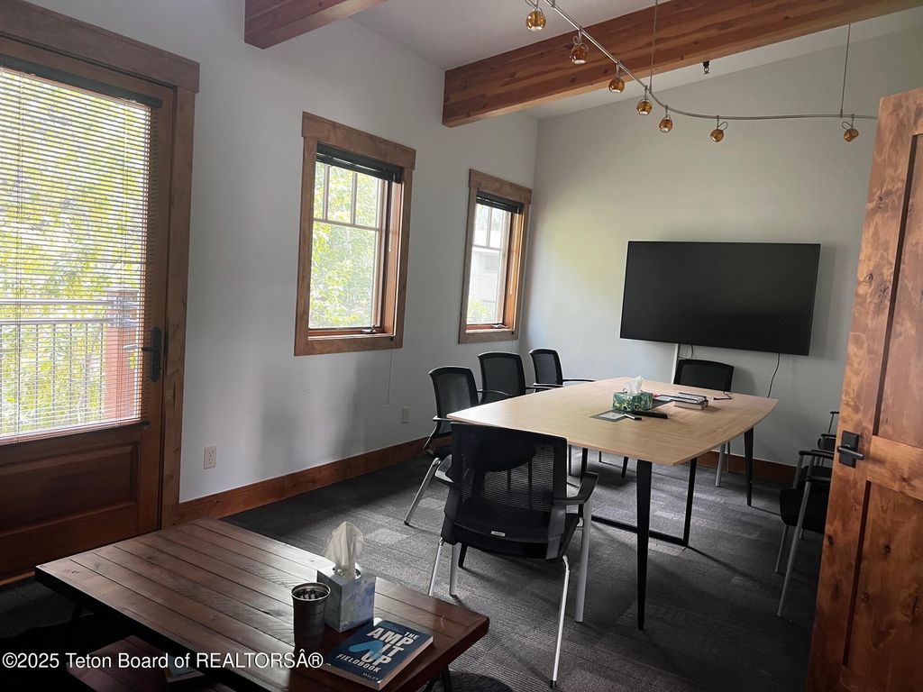 320 E BROADWAY Avenue, Jackson, WY 83001 photo 22