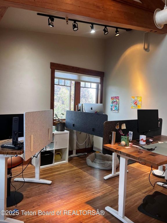 320 E BROADWAY Avenue, Jackson, WY 83001 photo 29