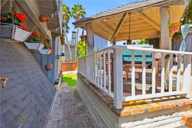 215 Ocean View, Newport Beach, CA 92663