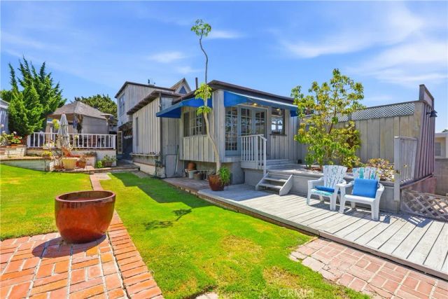 215 Ocean View, Newport Beach, CA 92663