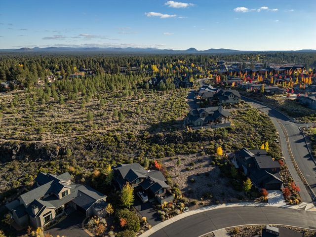 61354 Lost Hollow Loop, Bend, OR 97702