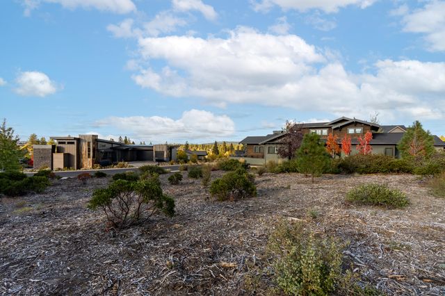 61354 Lost Hollow Loop, Bend, OR 97702