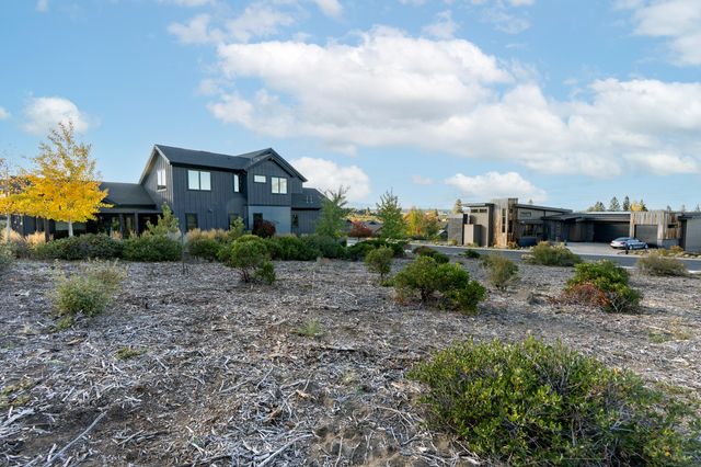 61354 Lost Hollow Loop, Bend, OR 97702