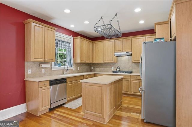 1700 Rising View Circle, Mcdonough, GA 30253