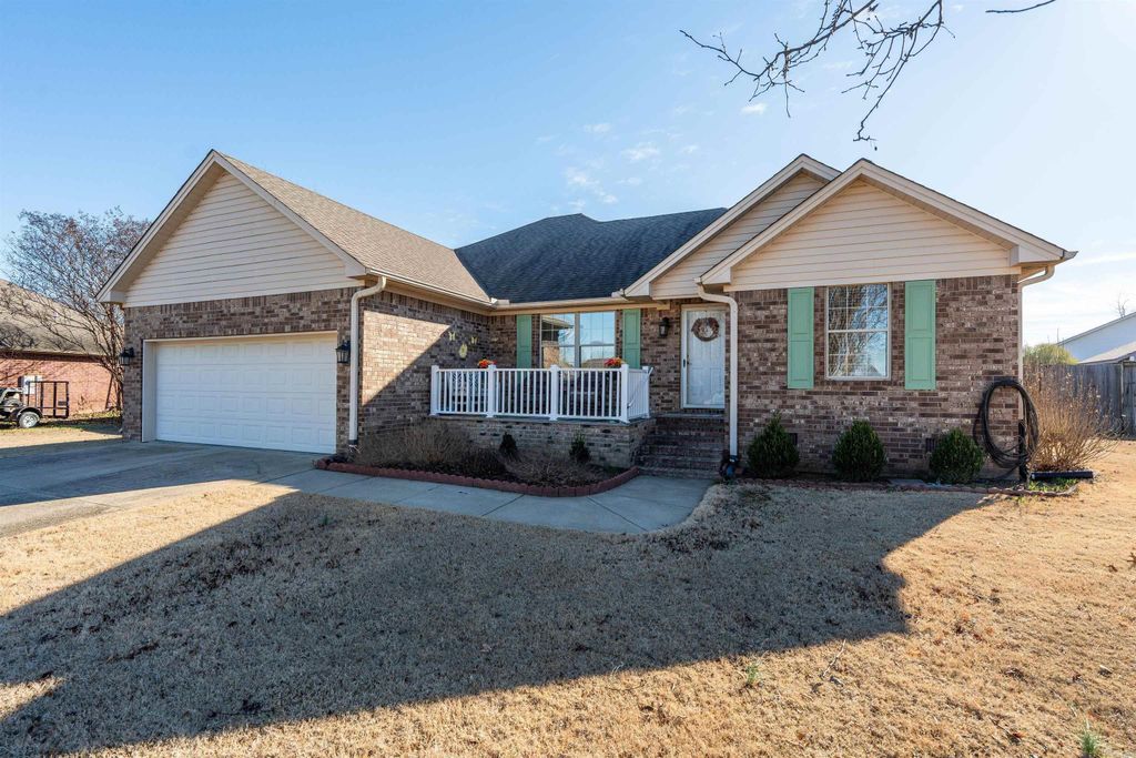 318 N Sawmill Road, Searcy, AR 72143