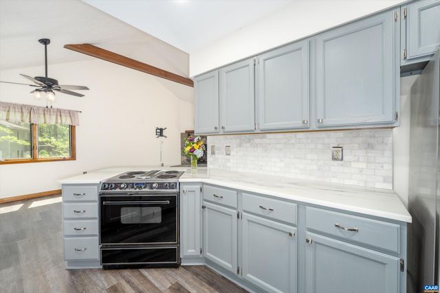 4 NUTWOOD CIR, Palmyra, VA 22963