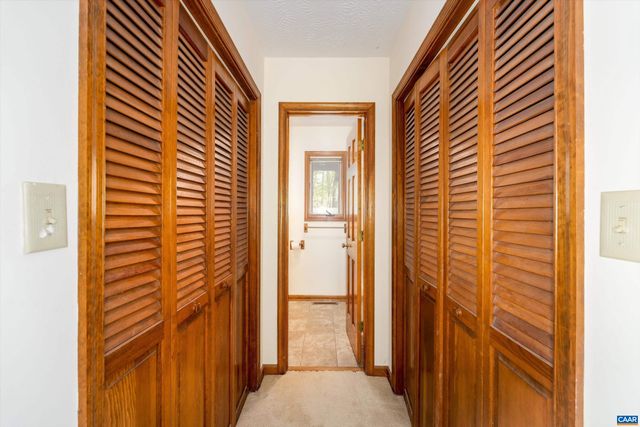4 NUTWOOD CIR, Palmyra, VA 22963