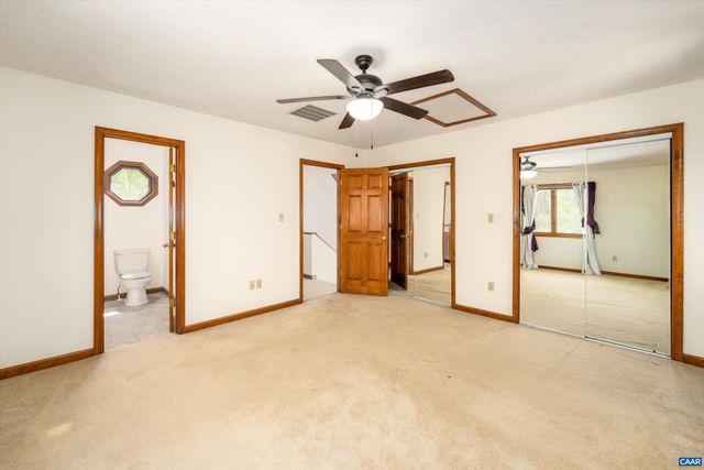 4 NUTWOOD CIR, Palmyra, VA 22963