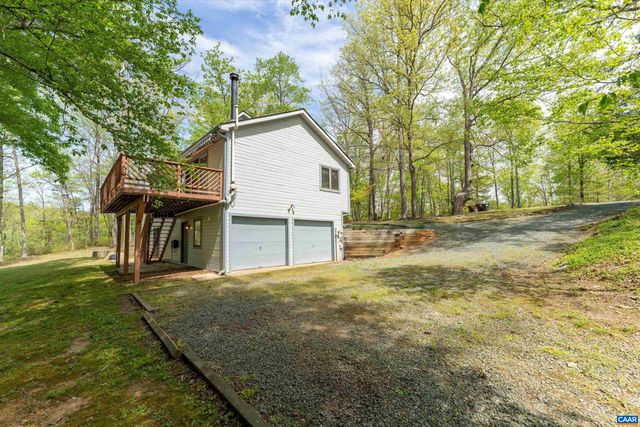 4 NUTWOOD CIR, Palmyra, VA 22963