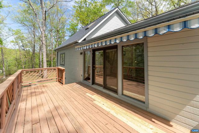 4 NUTWOOD CIR, Palmyra, VA 22963