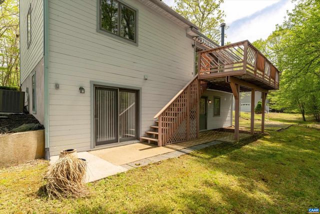 4 NUTWOOD CIR, Palmyra, VA 22963