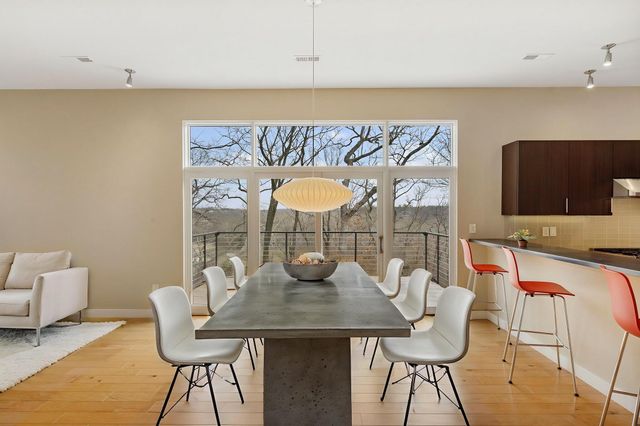 2241 BLUFF BLVD, Columbia, MO 65201