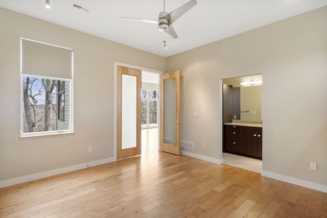 2241 BLUFF BLVD, Columbia, MO 65201