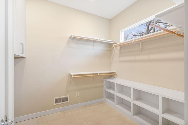 2241 BLUFF BLVD, Columbia, MO 65201