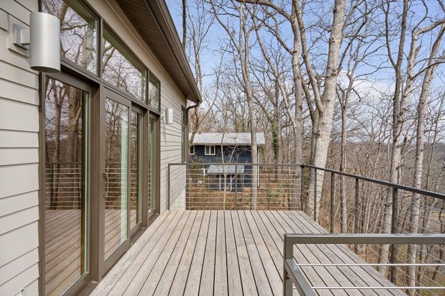 2241 BLUFF BLVD, Columbia, MO 65201