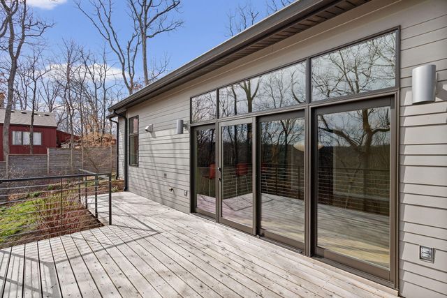 2241 BLUFF BLVD, Columbia, MO 65201