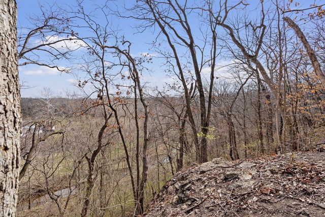 2241 BLUFF BLVD, Columbia, MO 65201